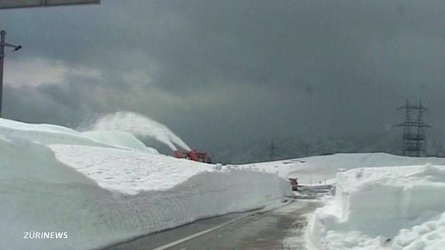 Über den Pass anstatt durch den Gotthard