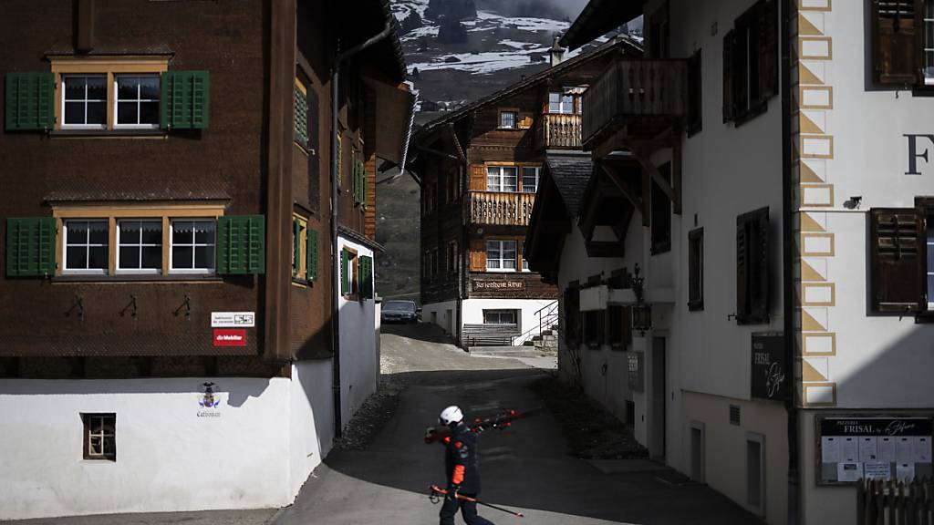 Holzarbeiten führten zu Stromunterbruch in Brigels GR