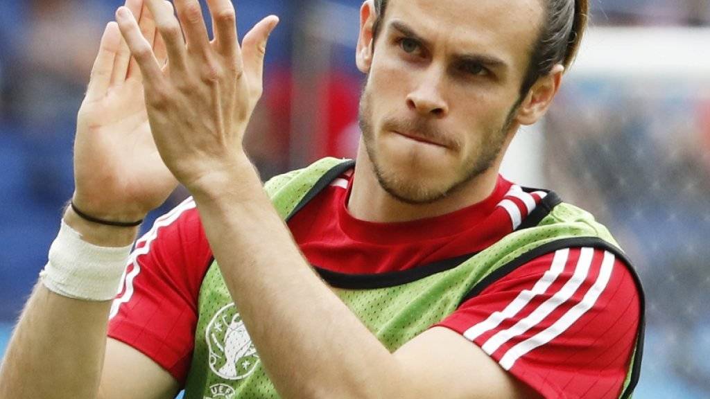 Gareth Bale applaudiert - meist gebührt der Beifall aber ihm.