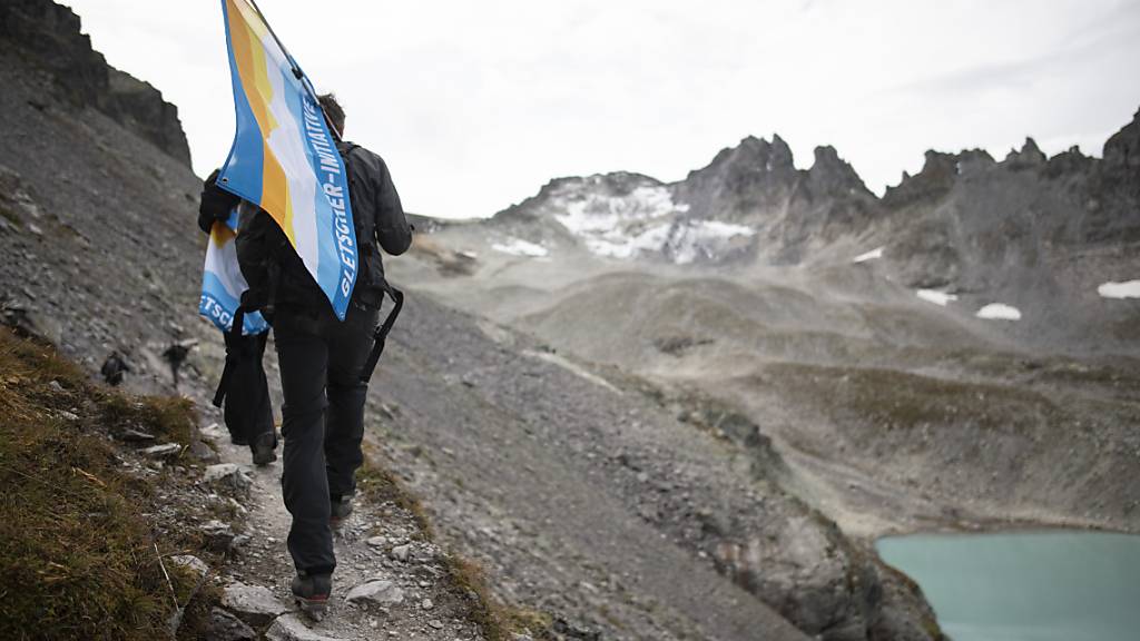 Abschiedsfeier für den Pizolgletscher im Herbst 2019. Der Bundesrat hat einen direkten Gegenvorschlag zur Gletscher-Initiative in die Vernehmlassung gegeben.