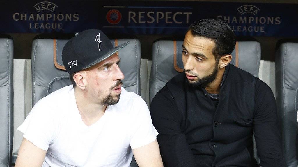 Franck Ribéry (links, mit Mehdi Benatia) konnte zuletzt lange nur zuschauen