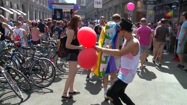 Transsexuelle sollen der SP Aargau Stimmen bringen | TeleM1