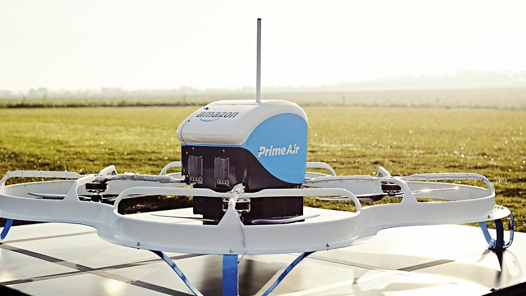 Soll bald Zahnpasta und Rasierklingen ausliefern: die Amazon-Drohne «Prime Air». (Archivbild)
