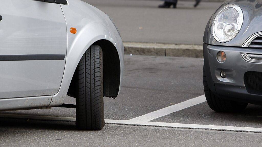 An drei Tagen im Jahr kann in Wil gratis parkiert werden. (Symbolbild)