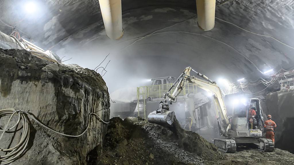 Arbeiten am Tunnel, welcher dereinst die Züge zum neuen RBS-Tiefbahnhof unter dem Hauptbahnhof Bern bringen wird. (Archivbild von Februar 2022)