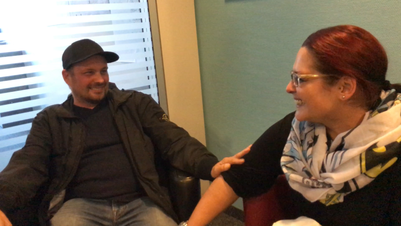 Gillbert hat seiner Freundin bei FM1 einen Heiratsantrag gemacht.