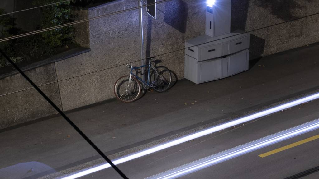 Ein 52-Jähriger hatte keine Freude an Radargeräten in Zürich. Weil er deren Linsen unschädlich machte, muss er vor Gericht. (Symbolbild)