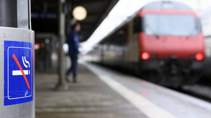 2019 werden alle Bahnhöfe rauchfrei