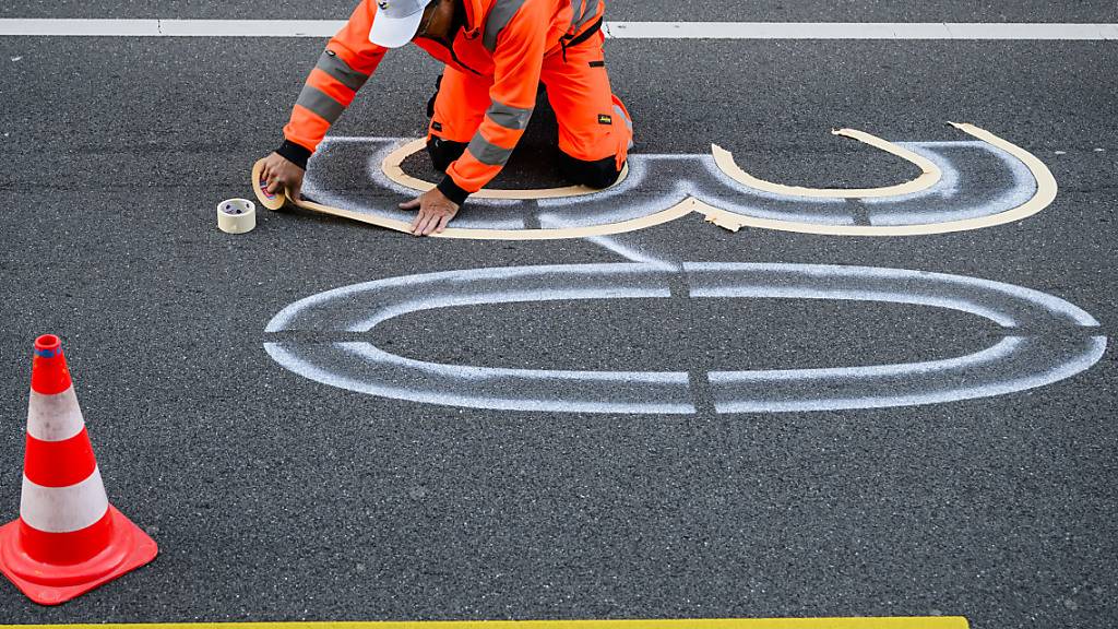 Die Schaffung neuer Tempo-30-Zonen ist politische umstritten. (Symbolbild)