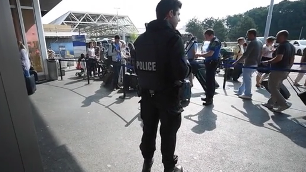 Im Flughafen Genf wurden verschärfte Sicherheitsmassnahmen durchgeführt.