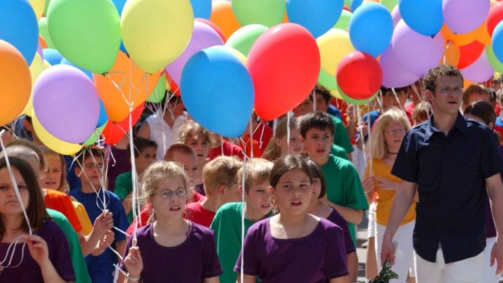 Das St. Galler Kinderfest gibt es in verschiedenen Ausprägungen seit 200 Jahren. Es findet jeweils nur bei schönem und trockenem Wetter statt. (Archivbild)