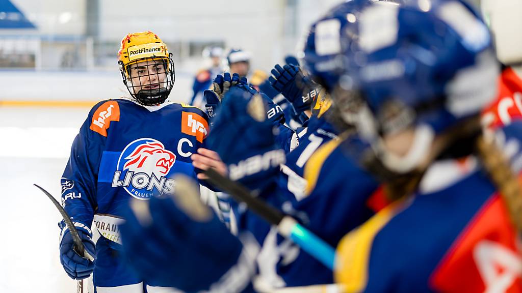 Die Spielerinnen der ZSC Lions müssen eine Heimniederlage einstecken