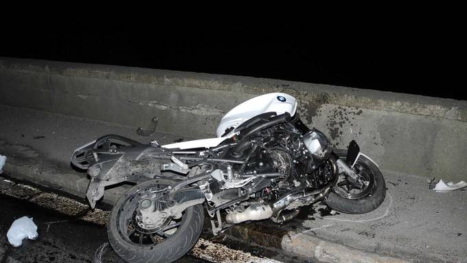 Betrunkener Dieb verursacht Unfall mit gestohlenem Motorrad