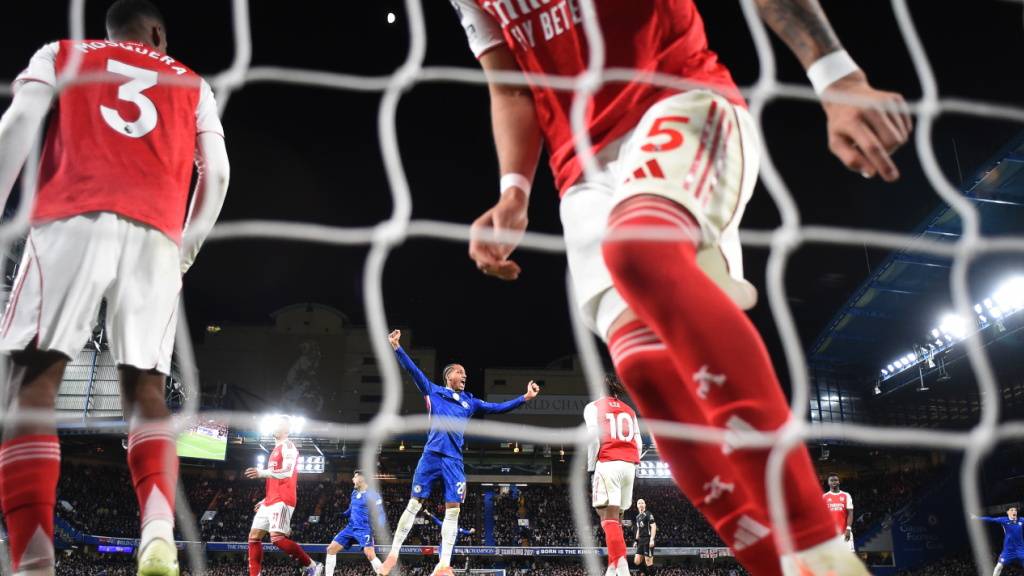 Das Derby zwischen Klub-Weltmeister Chelsea und Englands Leader Arsenal endete 1:1