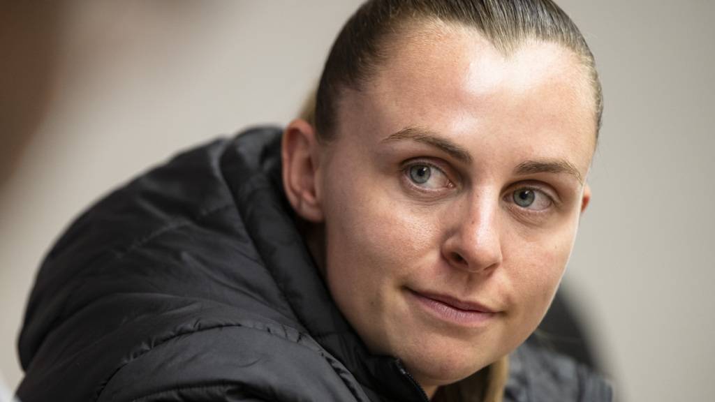 Noelle Maritz spricht über das Spiel gegen Israel und mögliche Protestaktionen