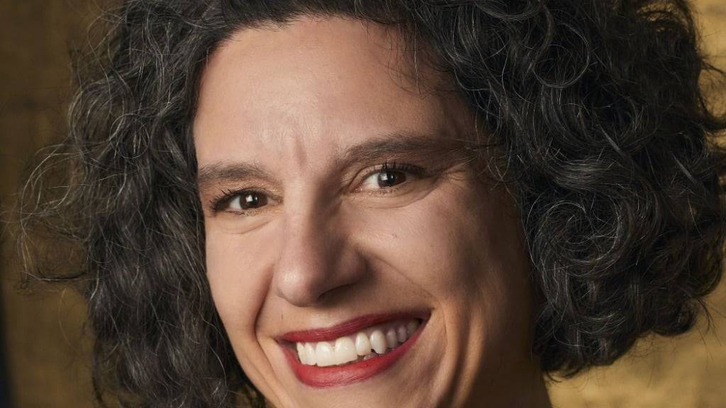 Als Präsidentin des Schweizerischen Kinoverbandes weiss Edna Epelbaum um die Herausforderungen, vor denen Freiluftkinos in der Schweiz stehen. Dazu gehört auch, dass die Schweiz heute bei den Filmstarts in den Kinos abhängig ist von den weltweiten Daten.
