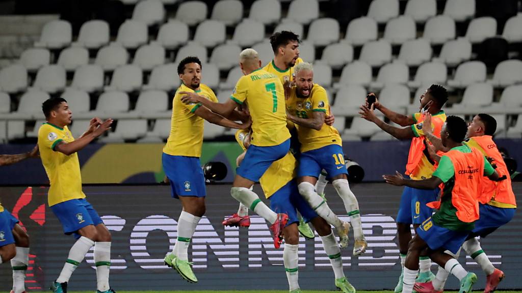 Die Brasilianer freuen sich über einen hart umkämpften Sieg gegen Kolumbien