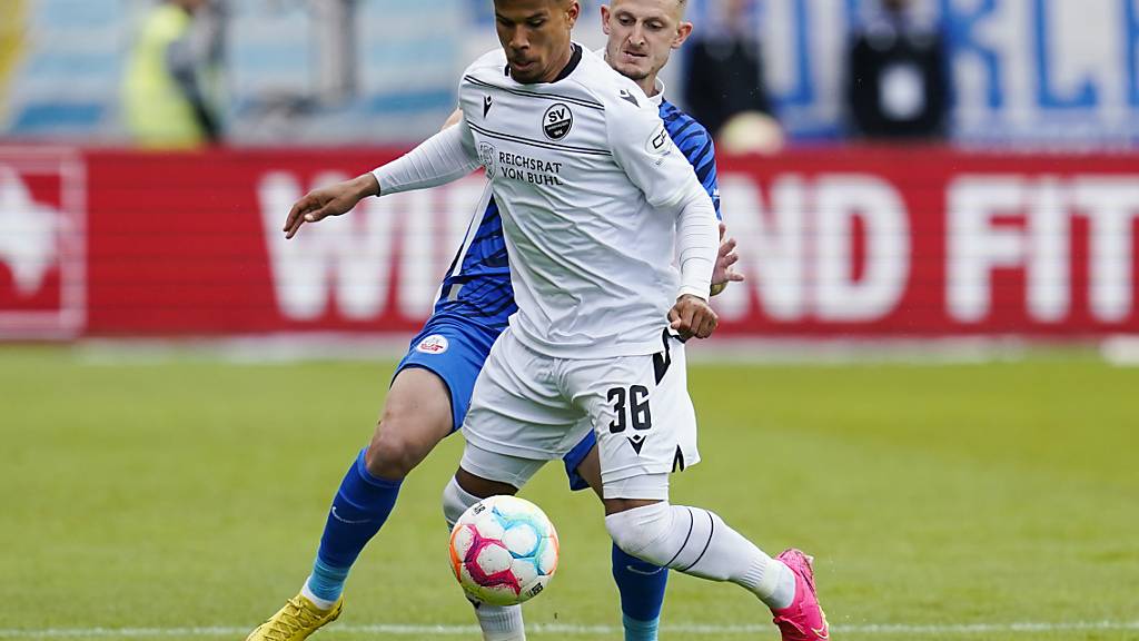 Chima Okoroji im Einsatz für seinen letzten Klub Sandhausen in der 2. Bundesliga