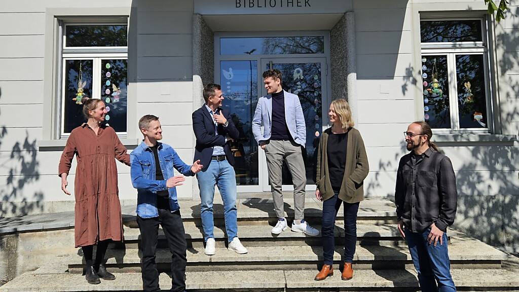 Die Gesamtschulleitung von Weggis mit Angela Graber, Beni Stöckli, Fabio Küttel, Fabio Landerer, Erna Omlin und Tristan Steiner (von links).