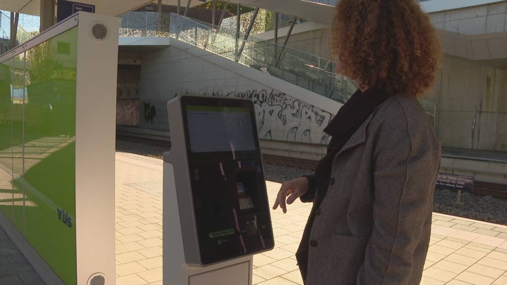 Billettautomaten der BLS werden bargeldlos