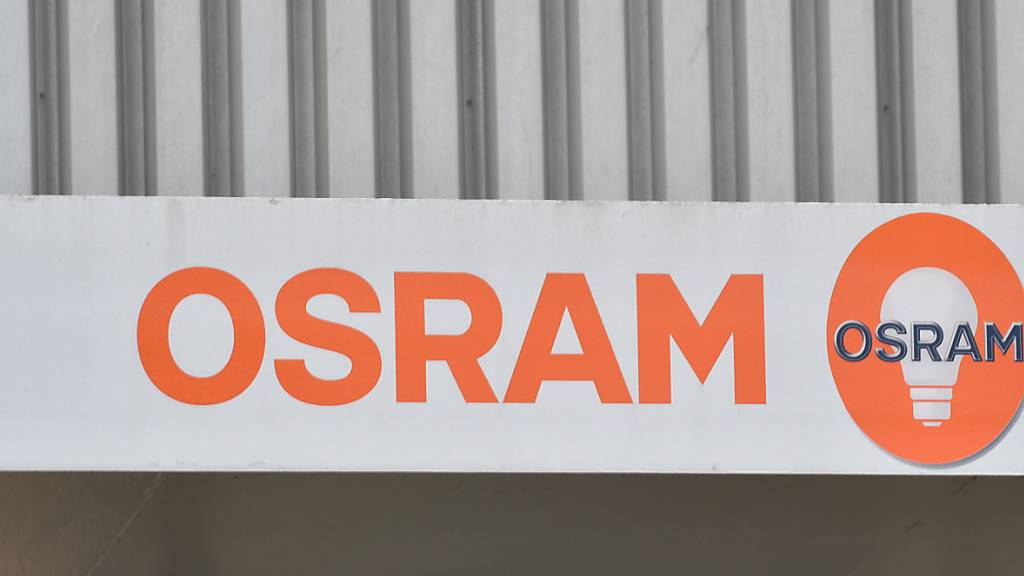 Schild an einer Fabrik von ASM Osram 2017 in Berlin. (Archivbild)
