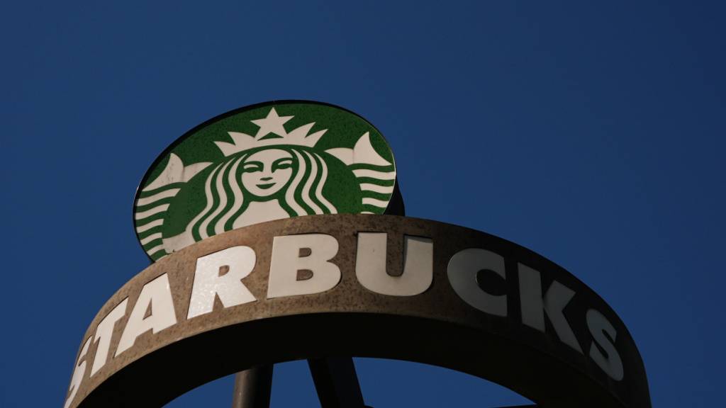 Der US-Konzern Starbucks eröffnet erstmals Cafés in der chinesischen Region Xinjiang. (Archivbild)