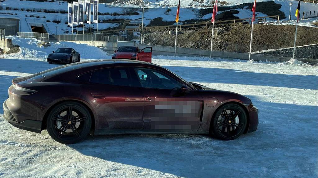 159 statt 80 km/h: 21-Jähriger rast mit Porsche durchs Engadin