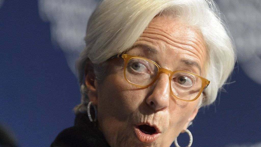 IWF-Chefin Christine Lagarde zählte am Schlusstag des WEF noch einmal die Hürden für die weltweite Wirtschaft im laufenden Jahr auf - die Situation bleibe angespannt. (Archiv)