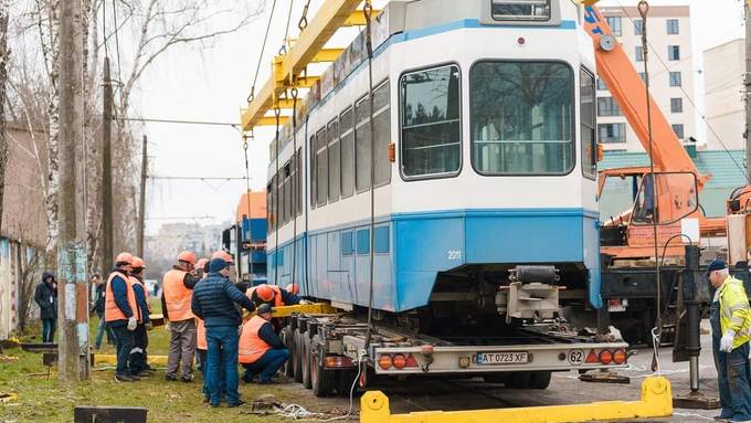 Zürcher Trams kommen in der Ukraine an