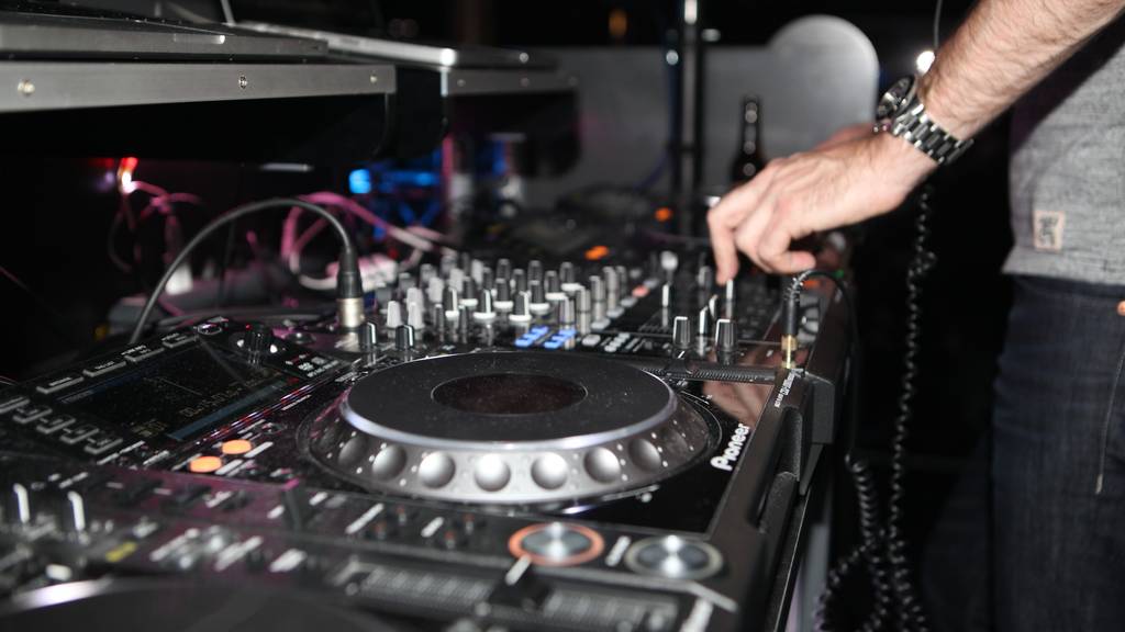 Ü30 – We Love The 90’s -  die Hits eines grossen Jahrzehnts