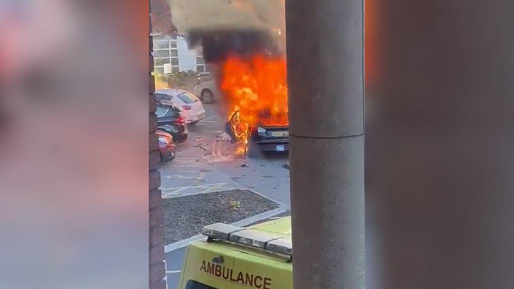 Tödliche Autoexplosion in Liverpool – Anti-Terror-Einheit ermittelt
