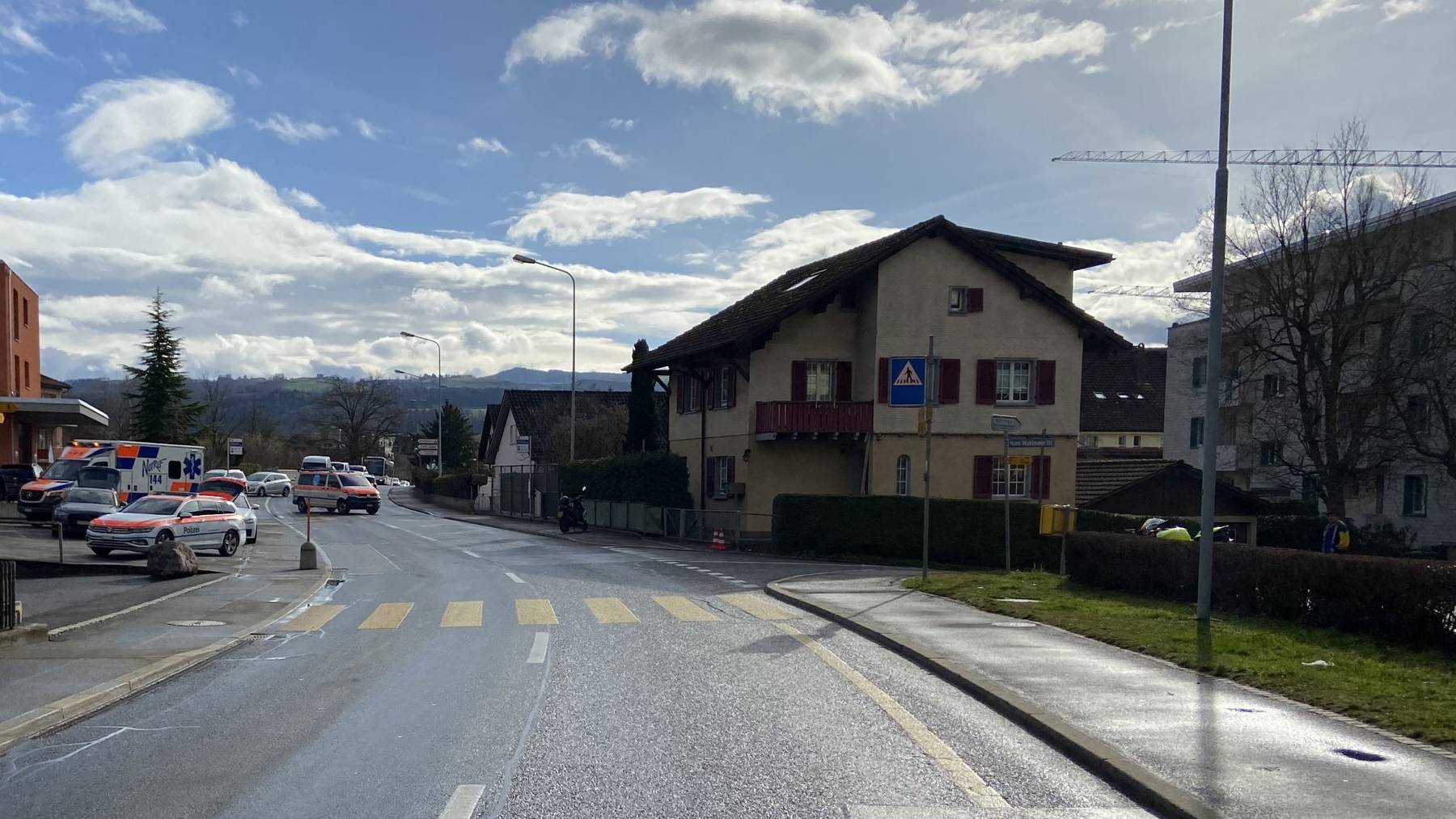 In der Gemeinde Baar im Kanton Zug kam es am Montag zu mehreren schwereren Verkehrsunfällen.