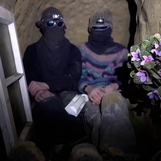 Aktivisten verschanzen sich in Tunnel unter Lützerath