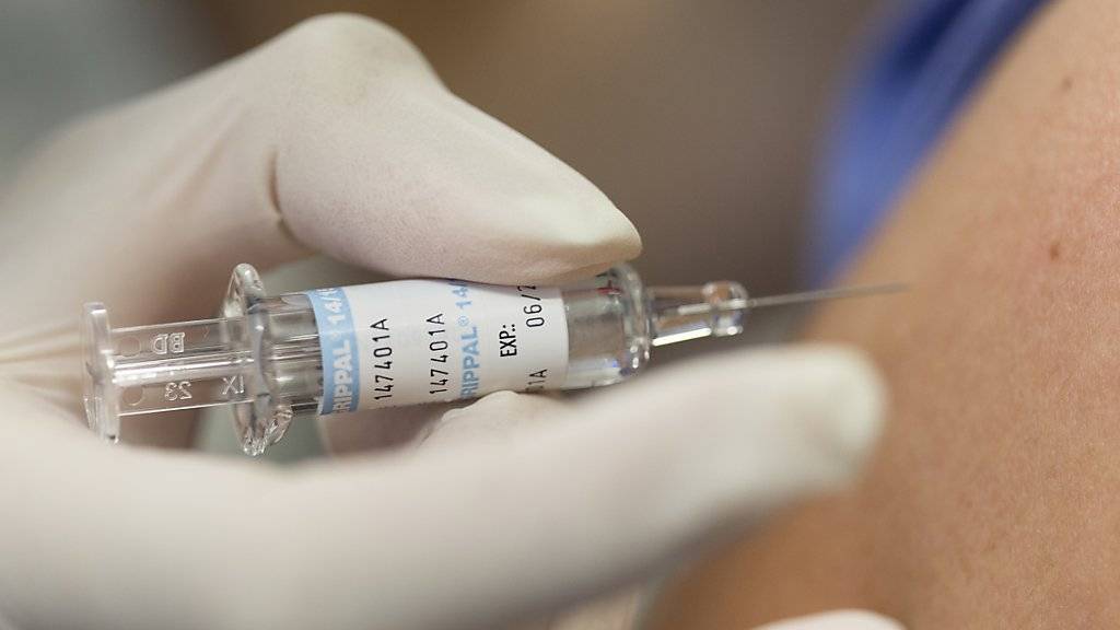 Angesichts der akuten Grippewelle richtete die EU-Kommission einen Impf-Appell an die Bürger. (Symbolbild)