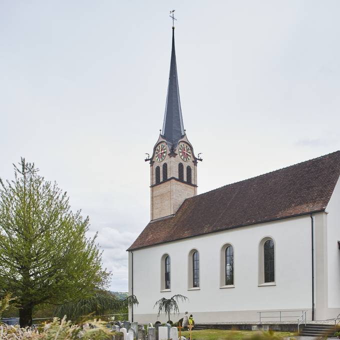 Mann klaut Geld aus dem Opferstock der Maria-Himmelfahrt-Kirche