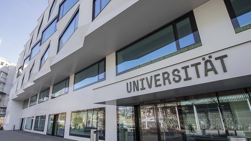 Blick auf das Hauptgebäude der Universität Luzern. (Archivaufnahme)