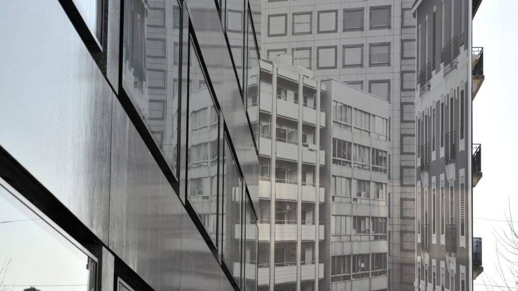 Steigende Mieten belasten in der Schweiz zahlreiche Haushalte massiv. Die Lage auf dem Wohnungsmarkt ist inzwischen generell schwierig geworden. (Symbolbild)