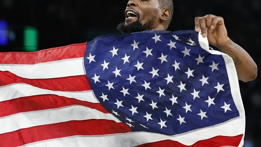 Kevin Durant gewinnt mit dem USA-Team zum vierten Mal Olympia-Gold im Basketball. Damit ist Durant der erfolgreichste Basketballer bei Olympia aller Zeiten