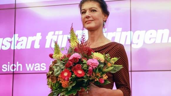 Sahra Wagenknecht: Ihr Partei könnte vom Stand auf in die Regierung kommen.