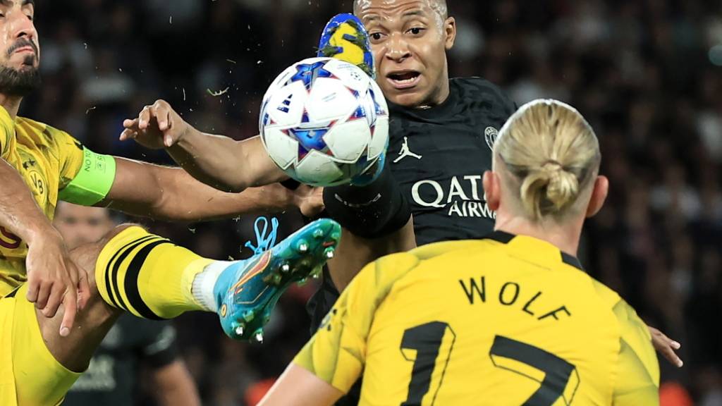 Kylian Mbappé (Mitte) im September im gewonnenen Heimspiel von PSG gegen Borussia Dortmund