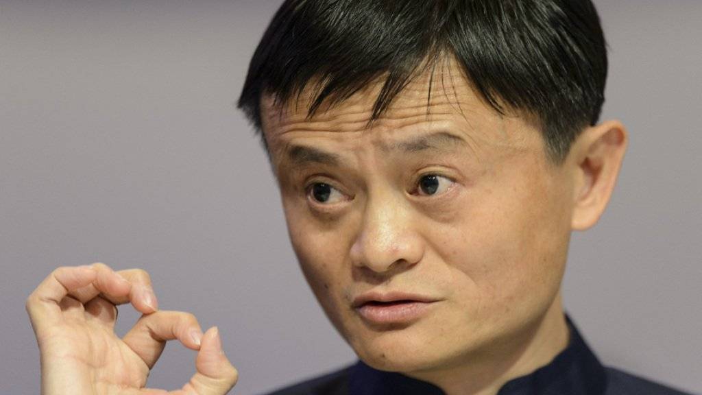 Jack Ma, Executive Chairman, Alibaba Group, speaks during a panel session at the 45th Annual Meeting of the World Economic Forum, WEF, in Davos, Switzerland, Friday, January 23, 2015. The overarching theme of the Meeting, which takes place from 21 to 24 January, is «The New Global Context». (KEYSTONE/Jean-Christophe Bott)