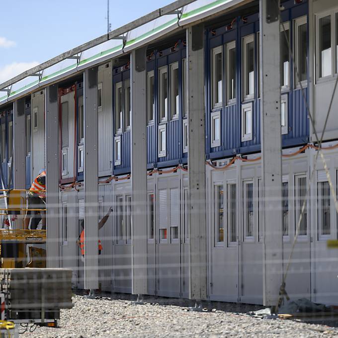 Ständerat verhindert Containerdörfer für Asylsuchende