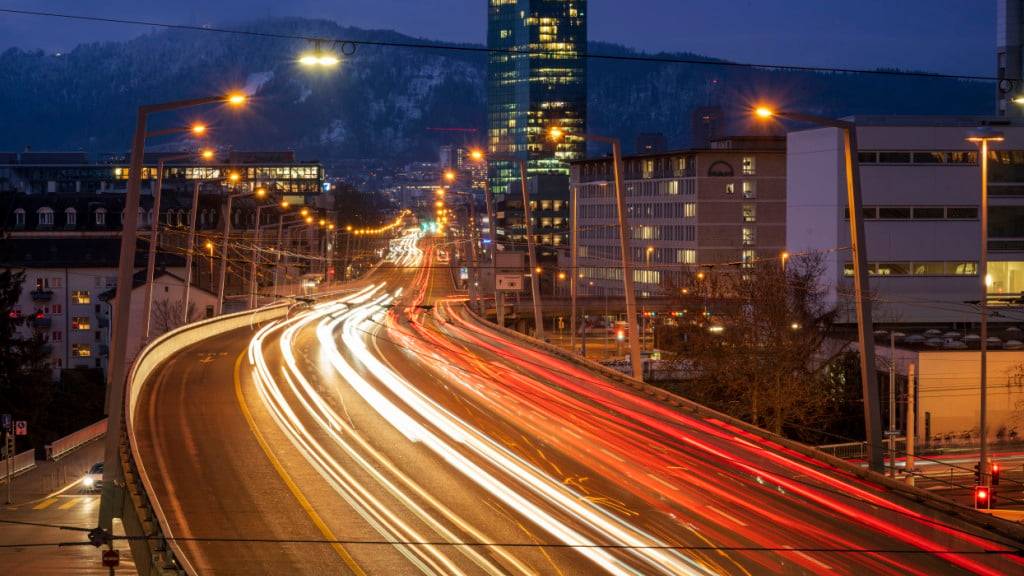 Stabile politische Strukturen, effiziente Regierungsführung und eine erstklassige Infrastruktur: Die Schweiz ist das wettbewerbsfähigste Land der Welt. (Archivbild)