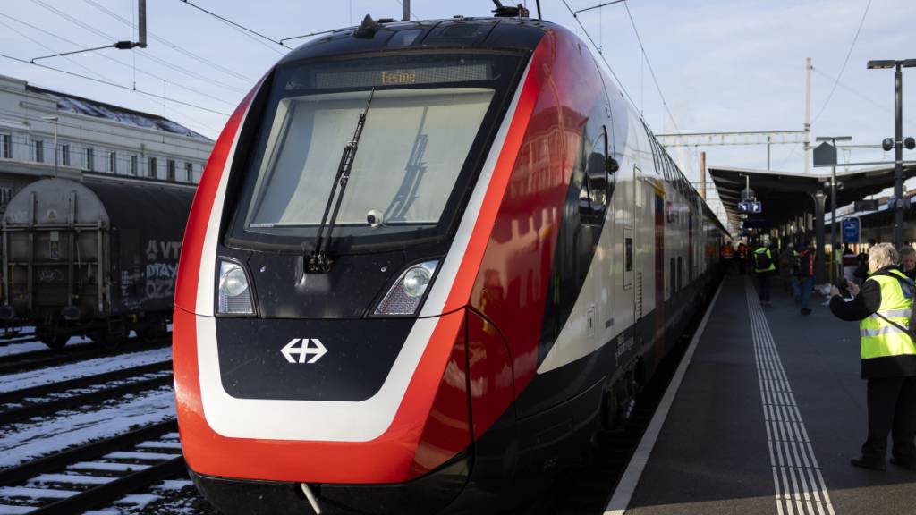 Der Umbau der gesamten FV-Dosto-Flotte soll laut den SBB Anfang der 2030er-Jahre abgeschlossen sein. (Archivbild)