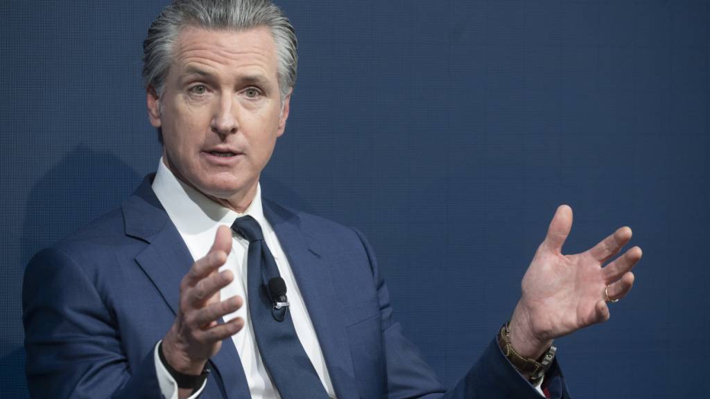 Gavin Newsom, Gouverneur des US-Bundesstaates Kalifornien nimmt an der 62. Münchner Sicherheitskonferenz teil. Foto: Marijan Murat/dpa