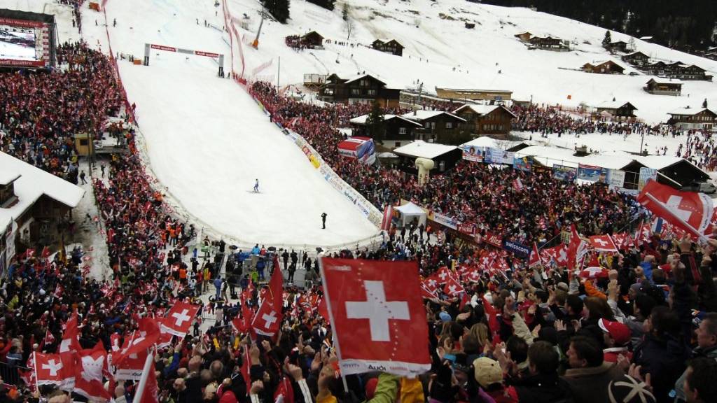 Volle Zuschauertribünen und gute Stimmung an den Skirennen in Adelboden wird es in diesem Winter nicht geben (Archivbild)