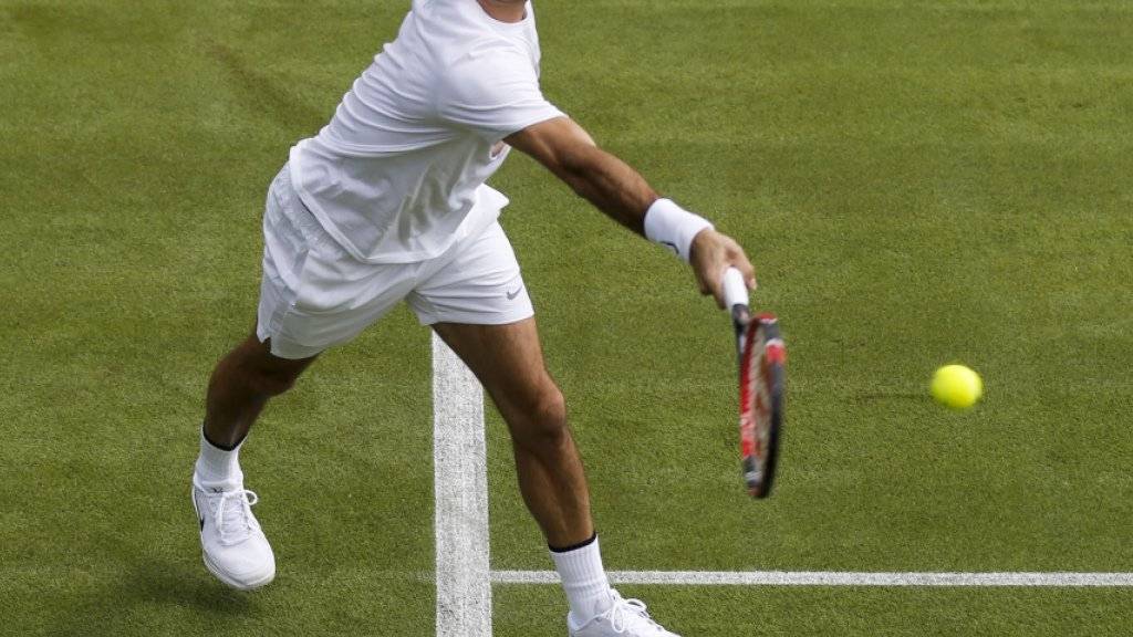 Roger Federer während seines Freitag-Trainings in Wimbledon