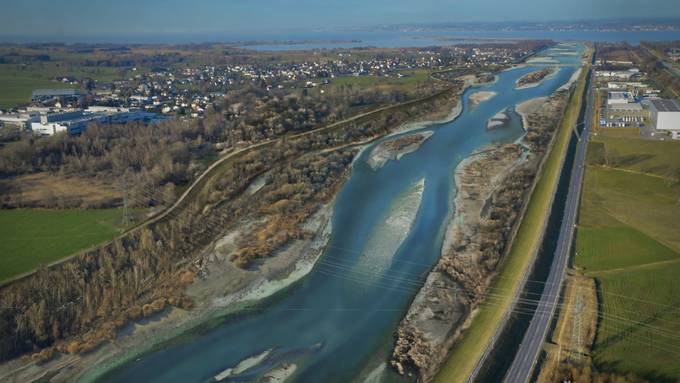 Die Linienführung des Rheins ist klar