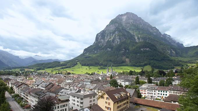 Ständerat will auch in Zukunft Direktzüge vom Glarnerland nach Zürich