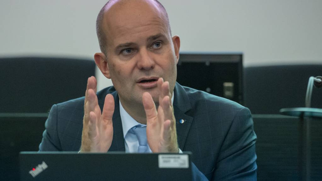 Der Luzerner Wirtschaftsdirektor Fabian Peter (FDP) will bis zu 300 Millionen Franken in die Standortförderung investieren. (Archivbild)